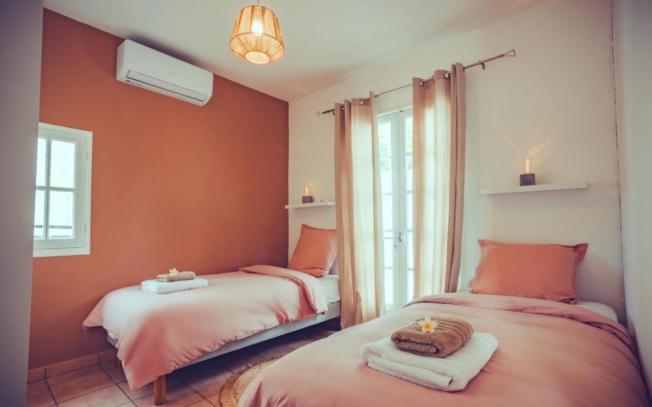 La Villa L'Ancre Marine, Pieds Dans Le Lagon ! ลาซาลีน เลอแบ็ง ภายนอก รูปภาพ